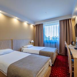 Hotel 500, hotel din Tarnowo Podgórne