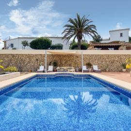 Casa Libra luxury villa sleeps six to 10
