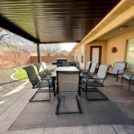 Near Zion 3BR Sleeps 8 Covered Patio Dining