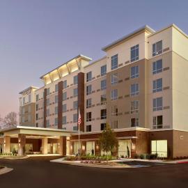 Courtyard by Marriott Atlanta Covington、コビントンのホテル