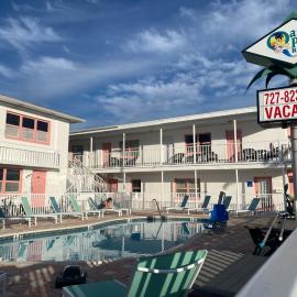 Oasis Palms Resort、セント・ピート・ビーチのホテル