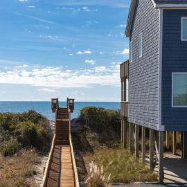 Boomerang- Oceanfront Log Cabin in North Topsail