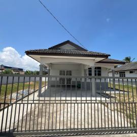 IRIS Homestay Gong Badak