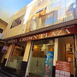 Hotel Crown Plaza