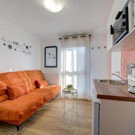 Mars - Proche A10 - 2V - Parking, hotel in Saint-Pierre-des-Corps