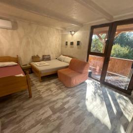 Apartmani Mila , Nova drvena kucica