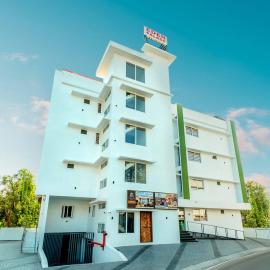 Hotel Eden Palace, hotell i Trichūr