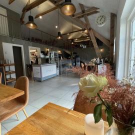 B & B Gødstrup - cafe og restaurant Den Gamle Stald, hotel en Herning