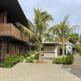 Marena Surf Shack - Casa Akaw, hotel La Saladában