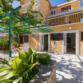 Apartments Nada