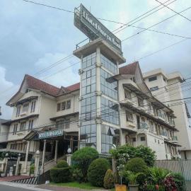 Hotel Surya Asia, Hotel in Ngasinan