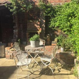 Charming Victorian terrace, near Lincoln Castle, hotel in Lincoln