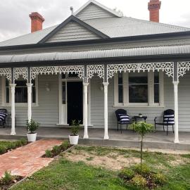 Daisy Cottage, 4 bedrooms, close to CBD