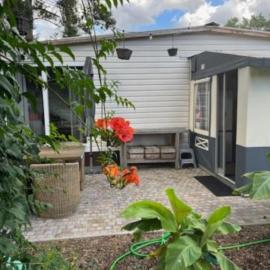 Nomad Laryssiou on camping GT Keiheuvel parcel 371, hotel din Balen