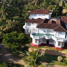 The Manor House Kegalle, hotel in Utuwankanda