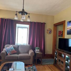 Getaway with a small town feel, hotel di Currie