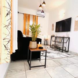 Maison La Luciole LOUIS, hotelli kohteessa Libreville