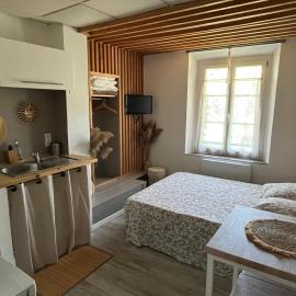Charmant Studio au calme avec parking privé à 5min du centre ville