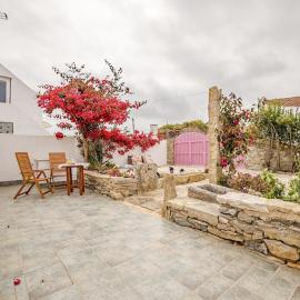 Casa das bonecas, hotel v destinaci Pernigem