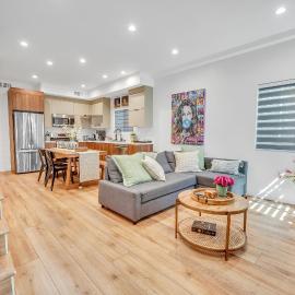 Luxe Townhome Newly-Built