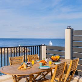 Résidence Les Goudes, appartements accés direct à la plage, vue mer