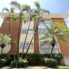 Apê Espaçoso 3 Qtos no coração da cidade, hotel in Ribeirão Preto