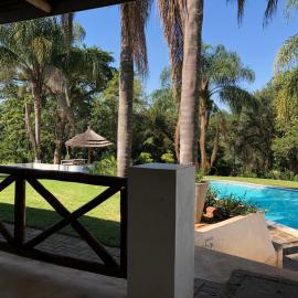 Georges Valley Lodge، فندق في تزانين