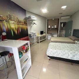 Loft confortável com Self Cheking, hotel in Joinville