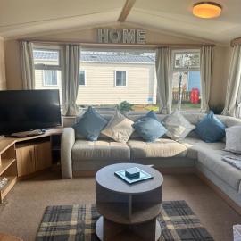 Riverside 35 - Haggerston Castle, hotel u gradu Beal