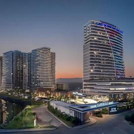 Luxury Apartments with Sea View and Mountain View in Grand Sapphire Resort