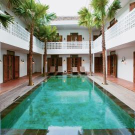 Adhisthana Hotel Yogyakarta, ξενοδοχείο στη Γιογκιακάρτα