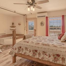 The Inn at Beulah Farm - The Garden, ξενοδοχείο σε Whitley City