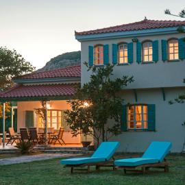 Aeolos Villa, hotel a Koumeika