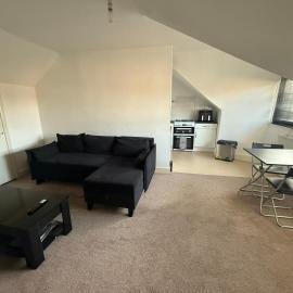 Spacious 1 bed apartment