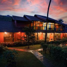 Mayaahi Resorts & Spa, hotel a Nilambūr