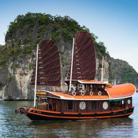 Halong Ocean Cruise 6、Ðảo Cát Bàのホテル