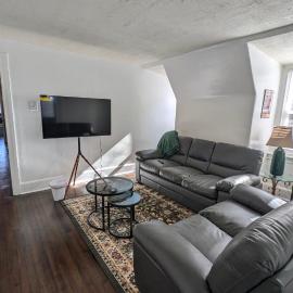 Rooftop GreeneHouse Suite