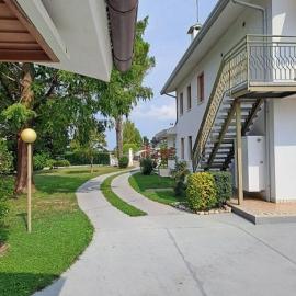 Da Marcella – hotel w mieście Eraclea