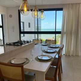 Apartamento novo frente mar