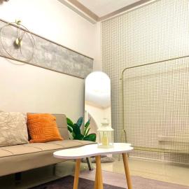 Modern Home in Pampanga with Parking - near SM Clark & Clark International Airport, hotel en Ángeles