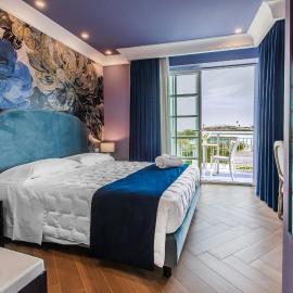 Villa Oteri Rooms & Bistrot, hótel í Bacoli
