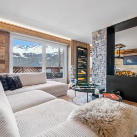 Exquisite Duplex with Views by Mrs Miggins