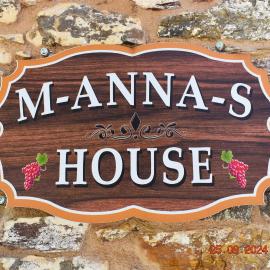 Mannas House 2, hotel in Émbonas