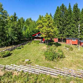 Cottage w Wilderness Feeling 20 min from airport, hotel v mestu Maura