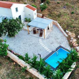 Villa Voleonas-private pool & olive grove Chania