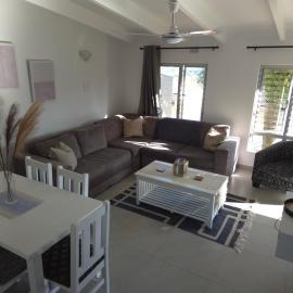 Chakas Rock Chalets 28 - Ground floor unit, close to beach, hotel a Ballito