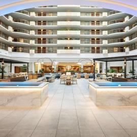 Embassy Suites by Hilton Anaheim South, khách sạn ở Anaheim