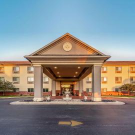 해니벌에 위치한 호텔 Quality Inn & Suites Hannibal West