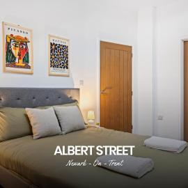 Bright and Modern 2-bed Home in Newark on-Trent by Renzo, Free Parking, Sleeps 5!