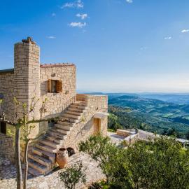 Panoramic View Villa in OliveGroves